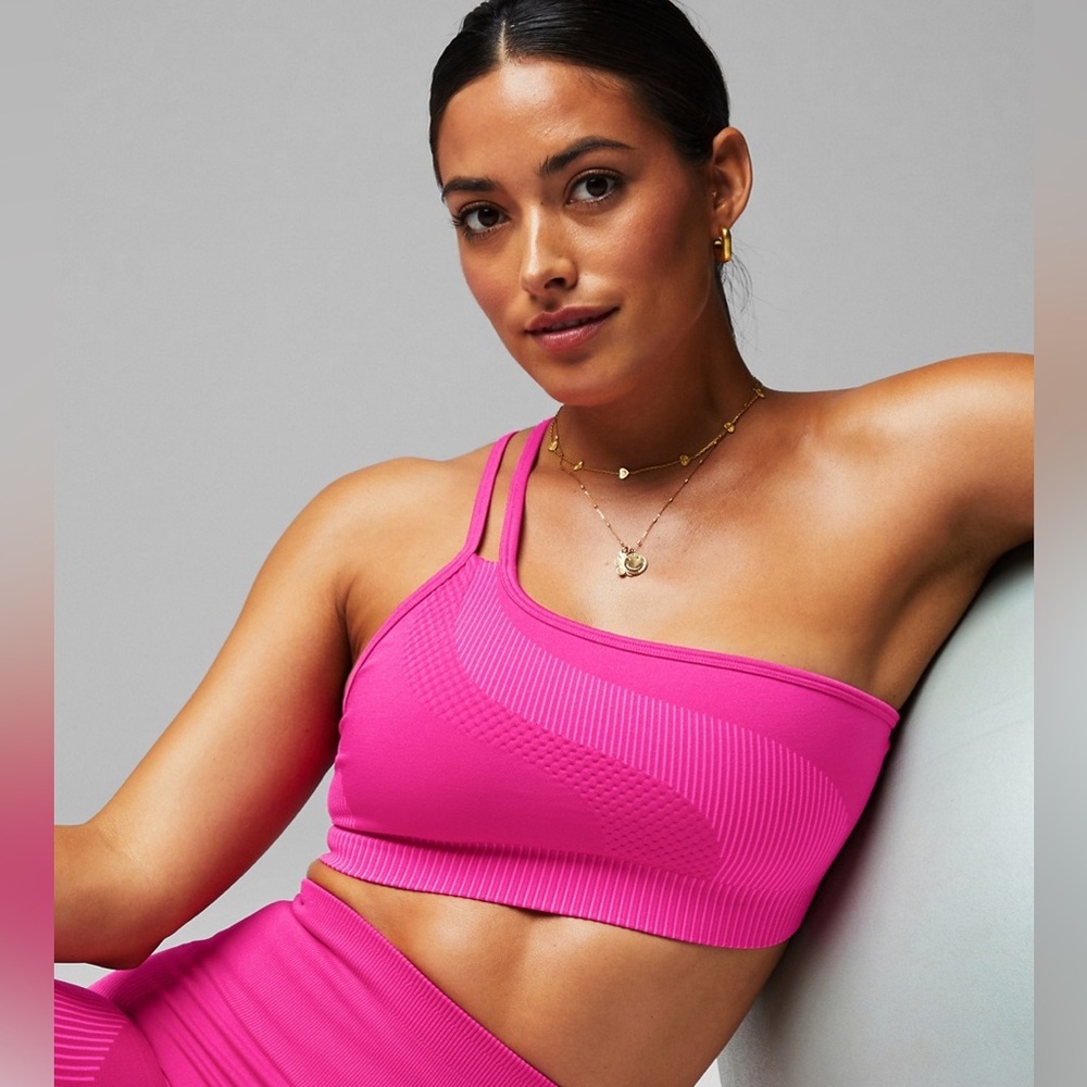 Fabletics Seamless Low Impact One Shoulder Sports Bra Pink L
